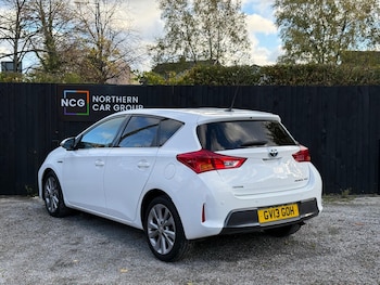 Used Toyota Auris 2013 for sale - 76377696: Photo