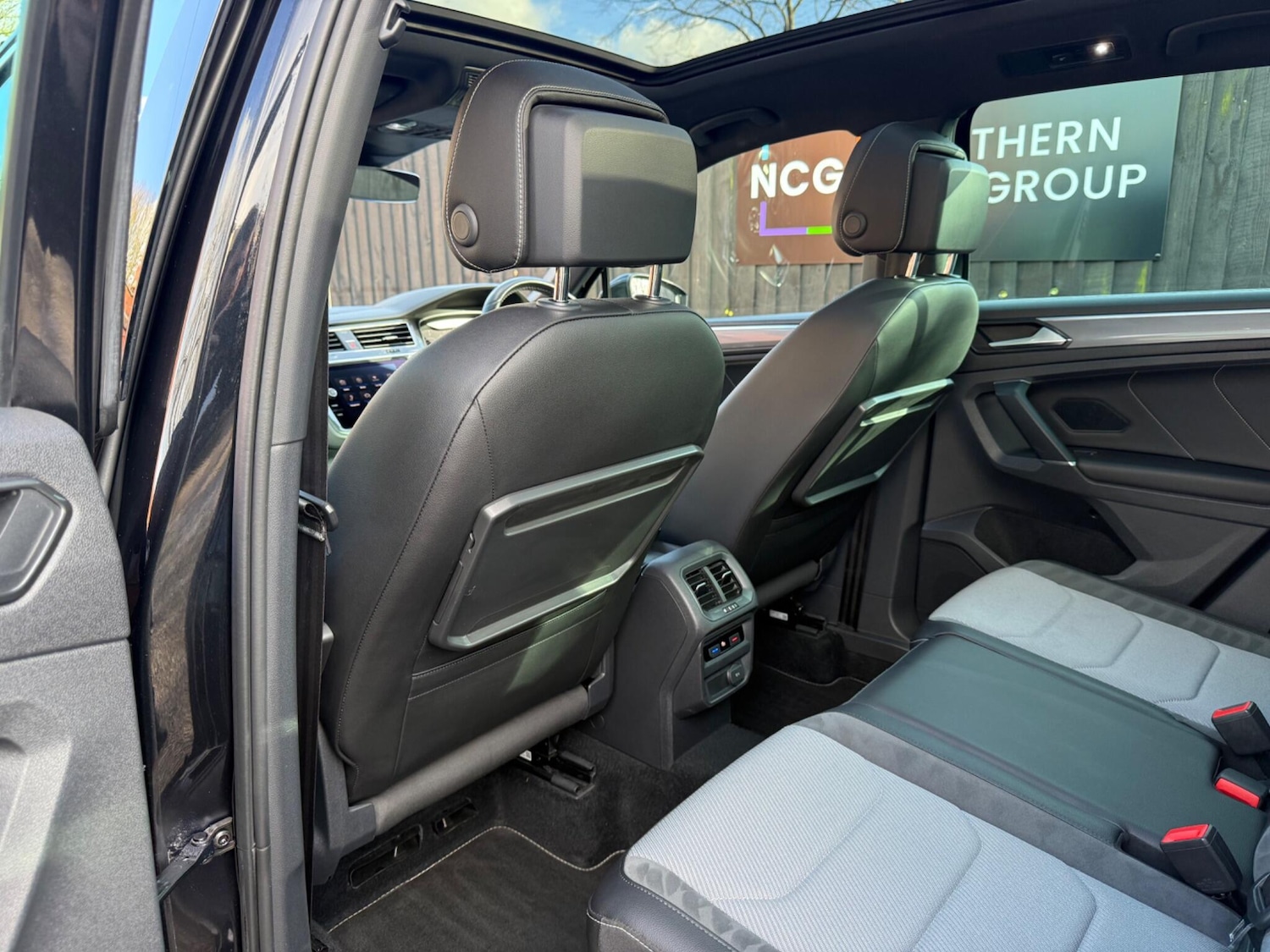 Used Volkswagen Tiguan for sale - 77637581: Photo 44