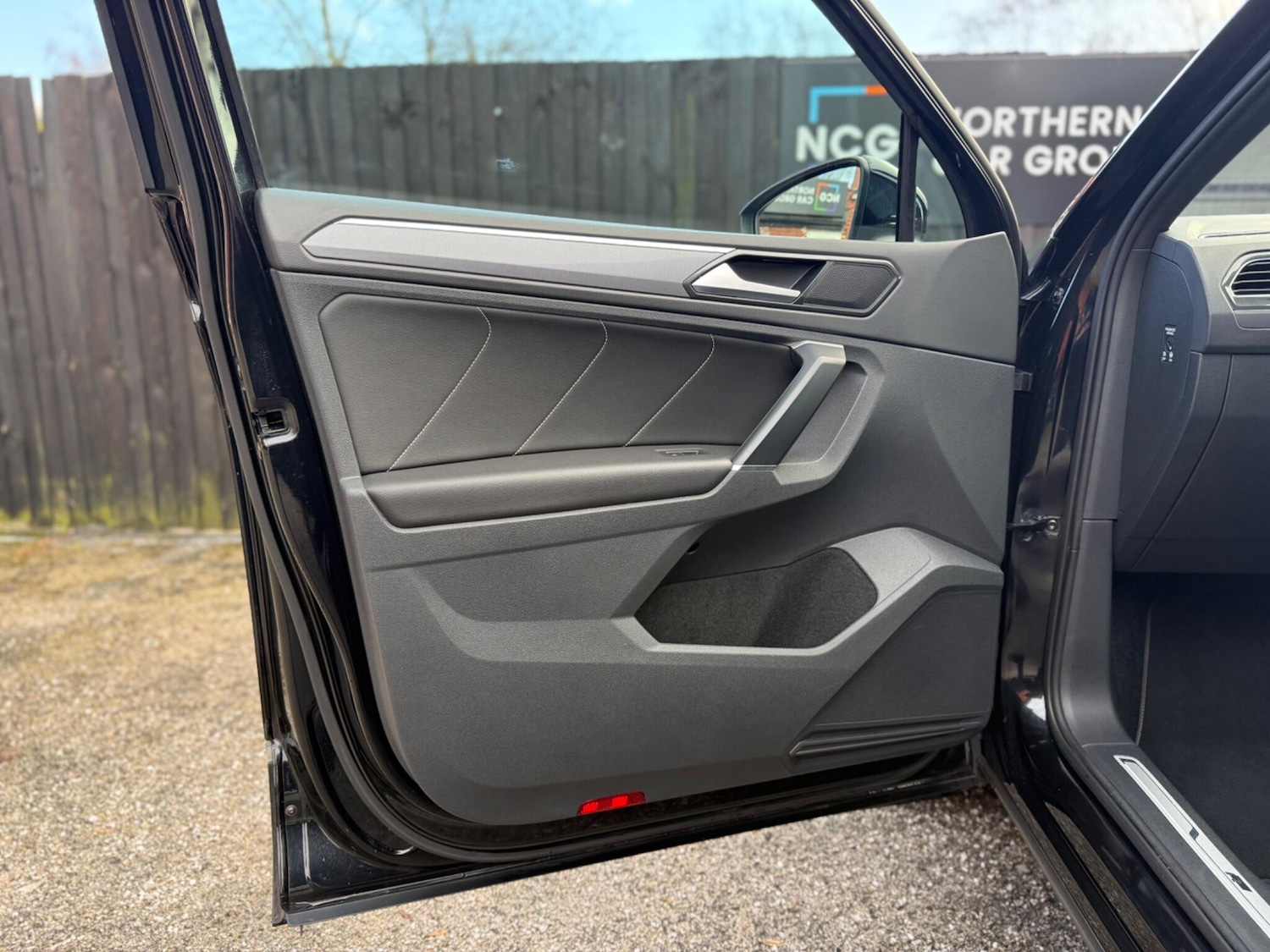 Used Volkswagen Tiguan for sale - 77637581: Photo 50