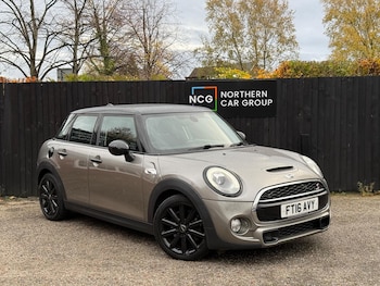 Used MINI Hatch 2016 for sale - 76433017: Photo