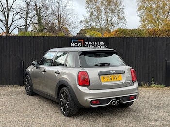 Used MINI Hatch 2016 for sale - 76433017: Photo