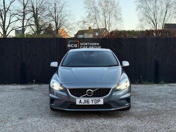 Used Volvo V40 2016 for sale - 76632813: Photo