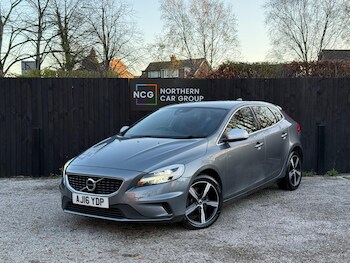 Used Volvo V40 2016 for sale - 76632813: Photo