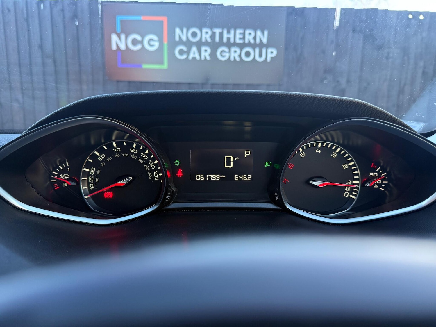 Used Peugeot 308 2015 for sale - 77101671: Photo 13