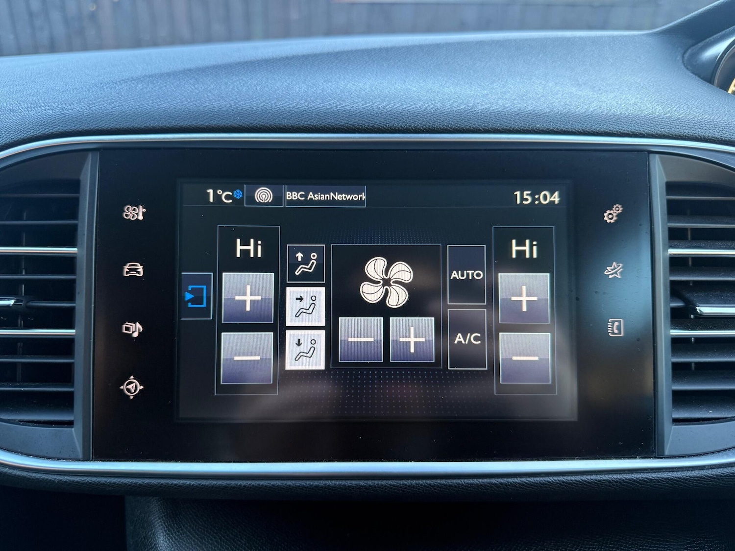 Used Peugeot 308 2015 for sale - 77101671: Photo 20