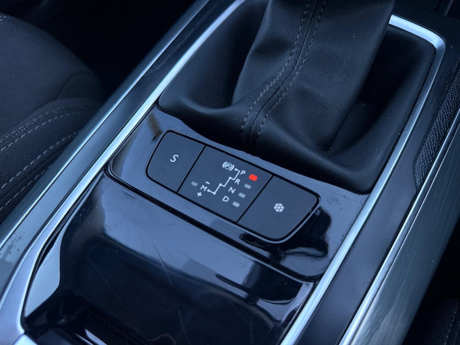 Used Peugeot 308 2015 for sale - 77101671: Photo 27