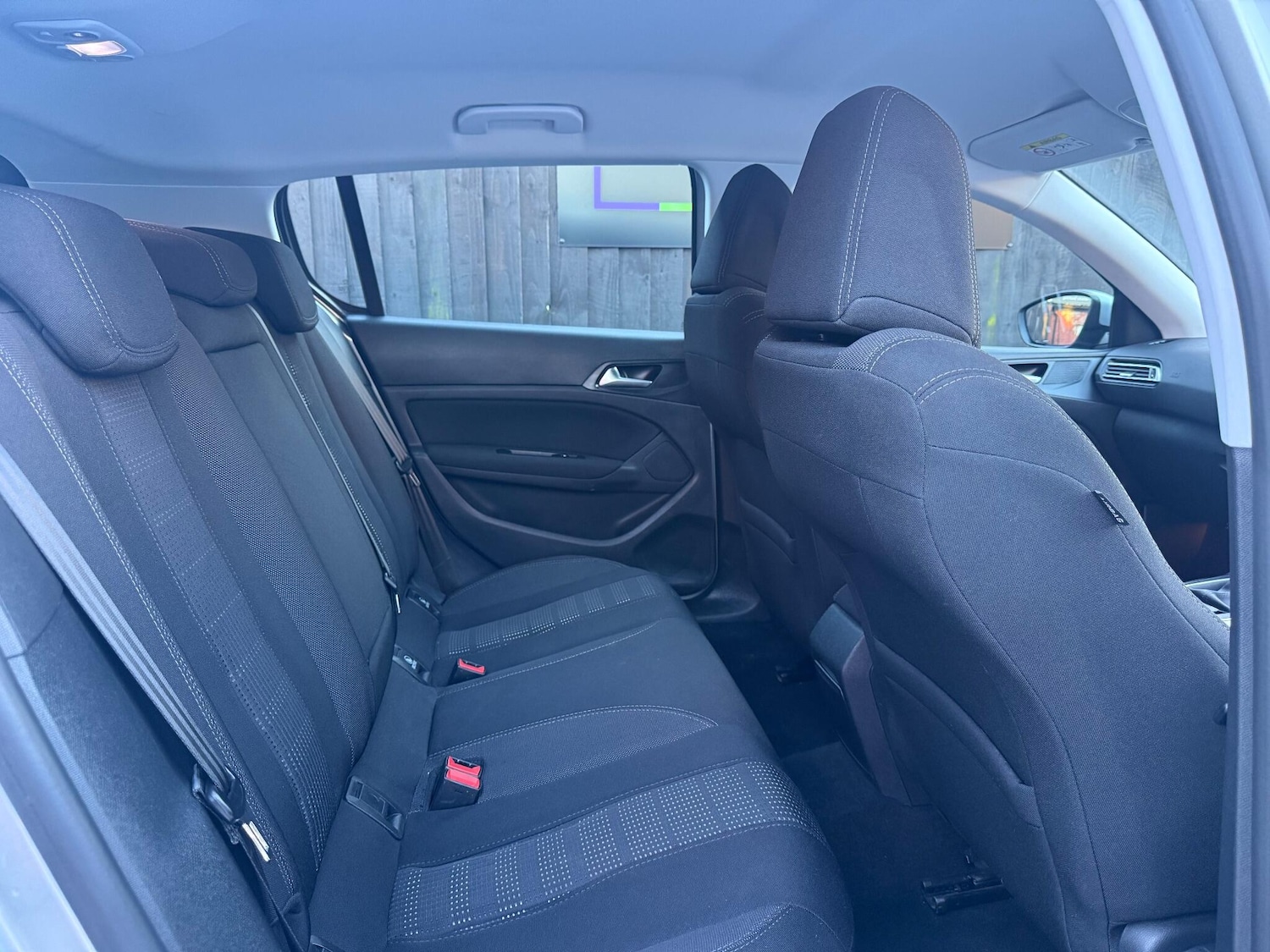 Used Peugeot 308 2015 for sale - 77101671: Photo 45