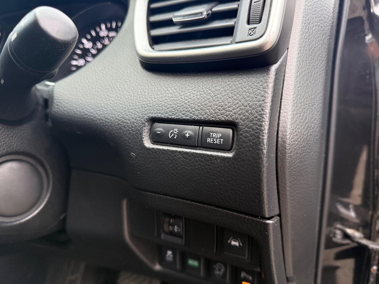 Used Nissan Qashqai 2016 for sale - 76839902: Photo 36