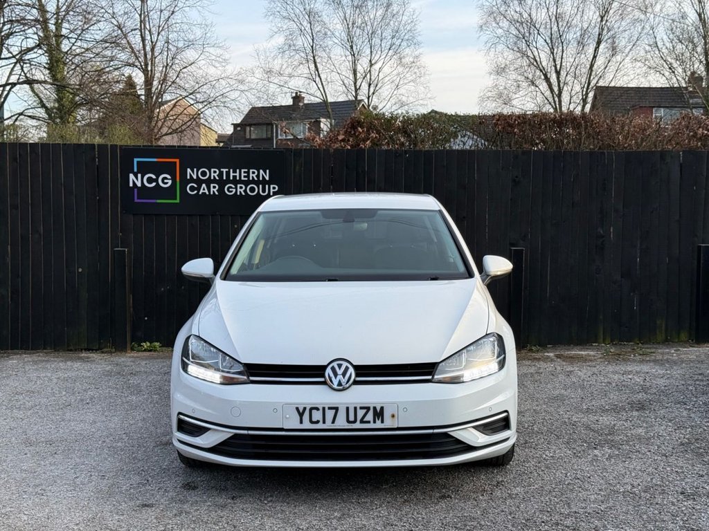 Used Volkswagen Golf 2017 for sale - 78178290: Photo 2