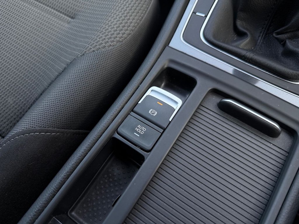 Used Volkswagen Golf 2017 for sale - 78178290: Photo 29