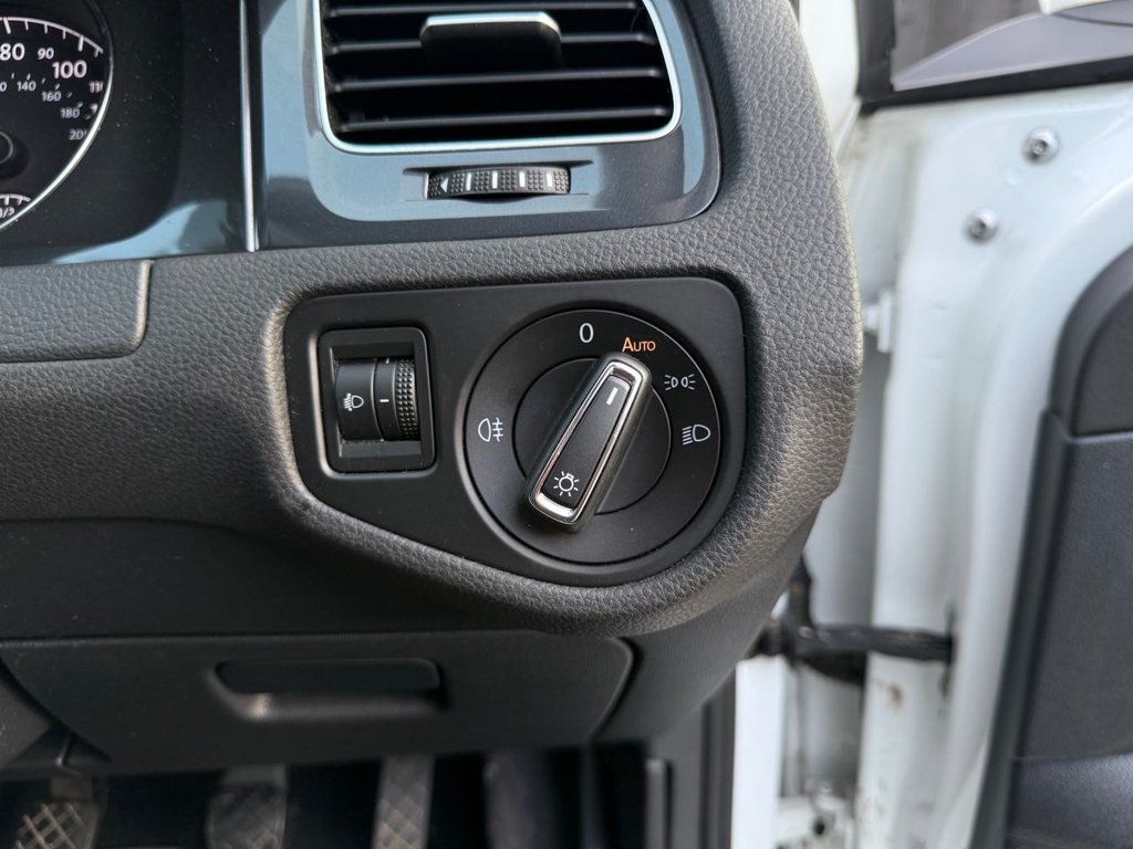 Used Volkswagen Golf 2017 for sale - 78178290: Photo 38