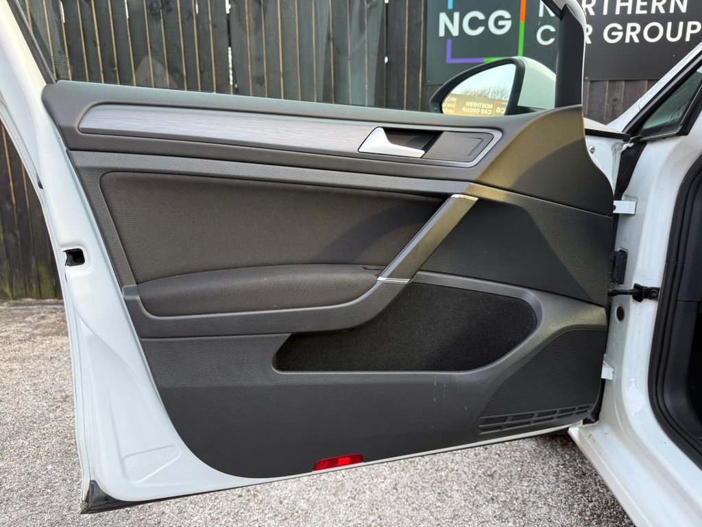 Used Volkswagen Golf 2017 for sale - 78178290: Photo 49