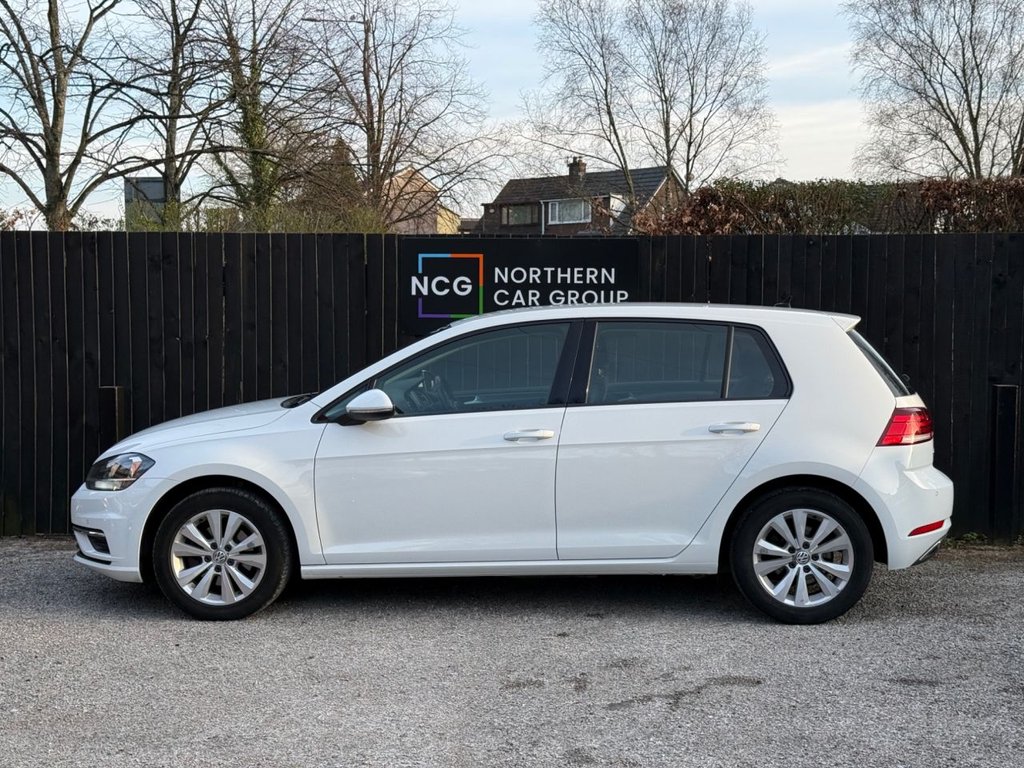 Used Volkswagen Golf 2017 for sale - 78178290: Photo 5