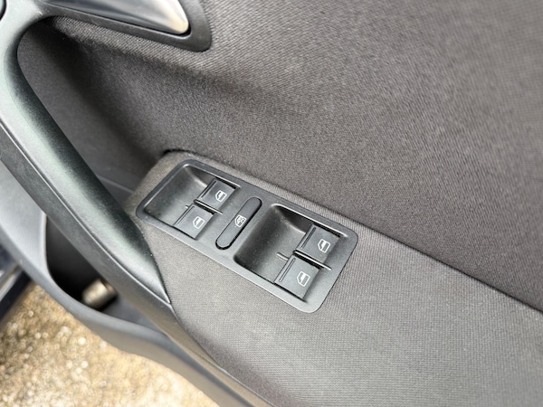 Used Volkswagen Polo 2014 for sale - 76094190: Photo 22
