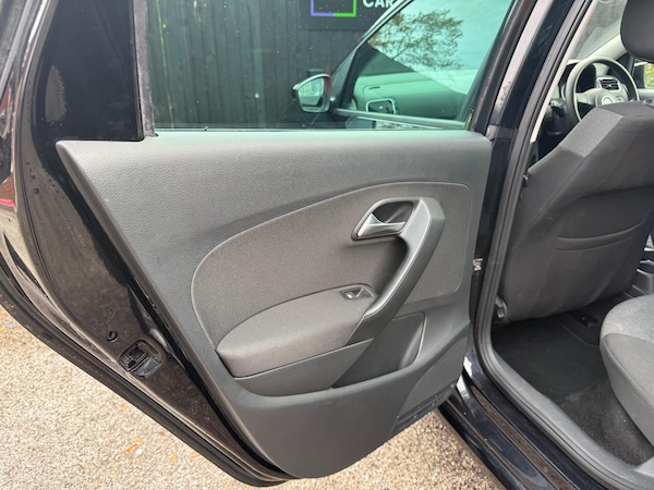 Used Volkswagen Polo 2014 for sale - 76094190: Photo 34