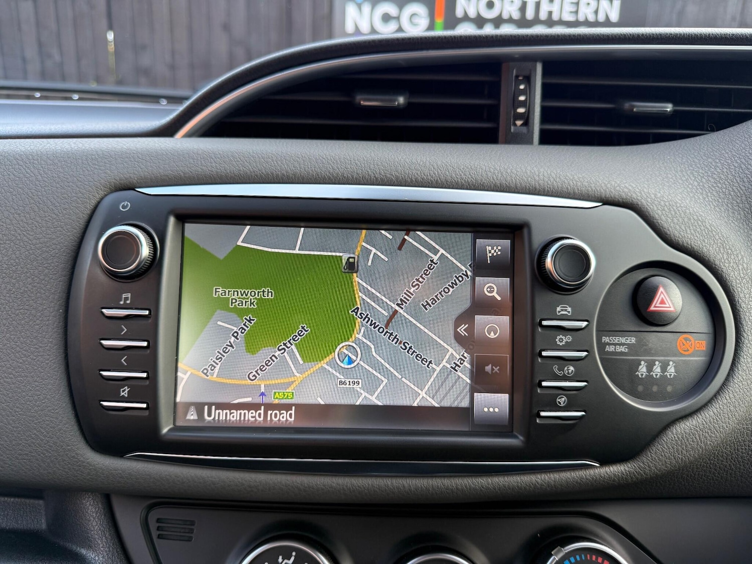 Used Toyota Yaris 2019 for sale - 76201425: Photo 17