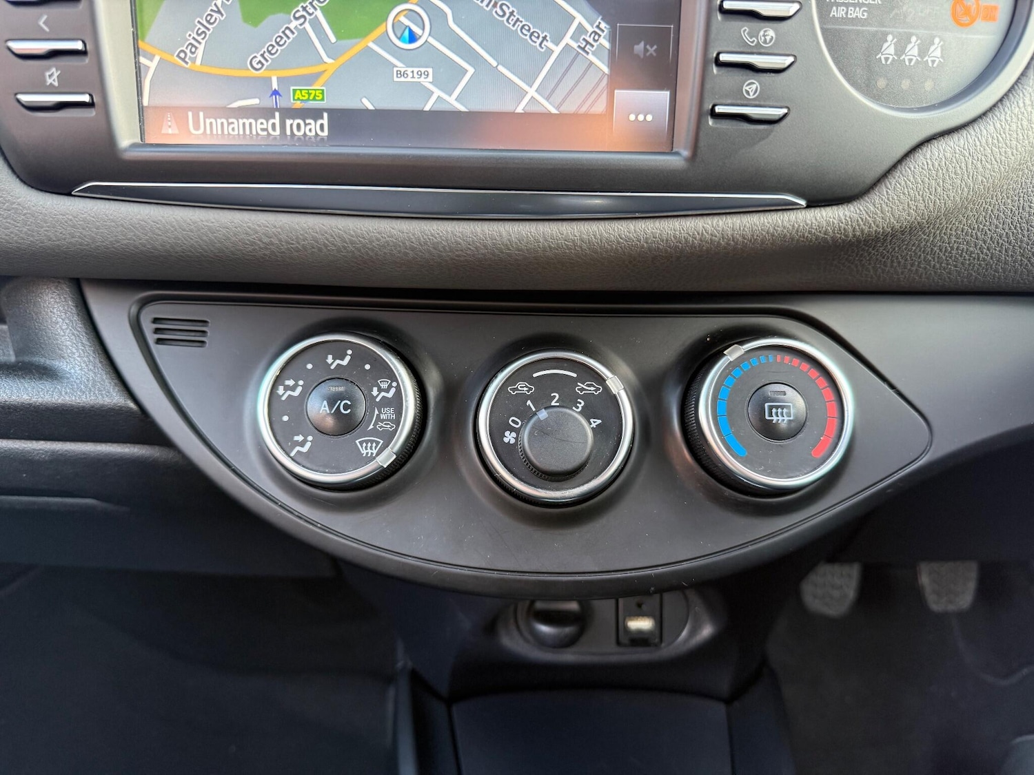 Used Toyota Yaris 2019 for sale - 76201425: Photo 21