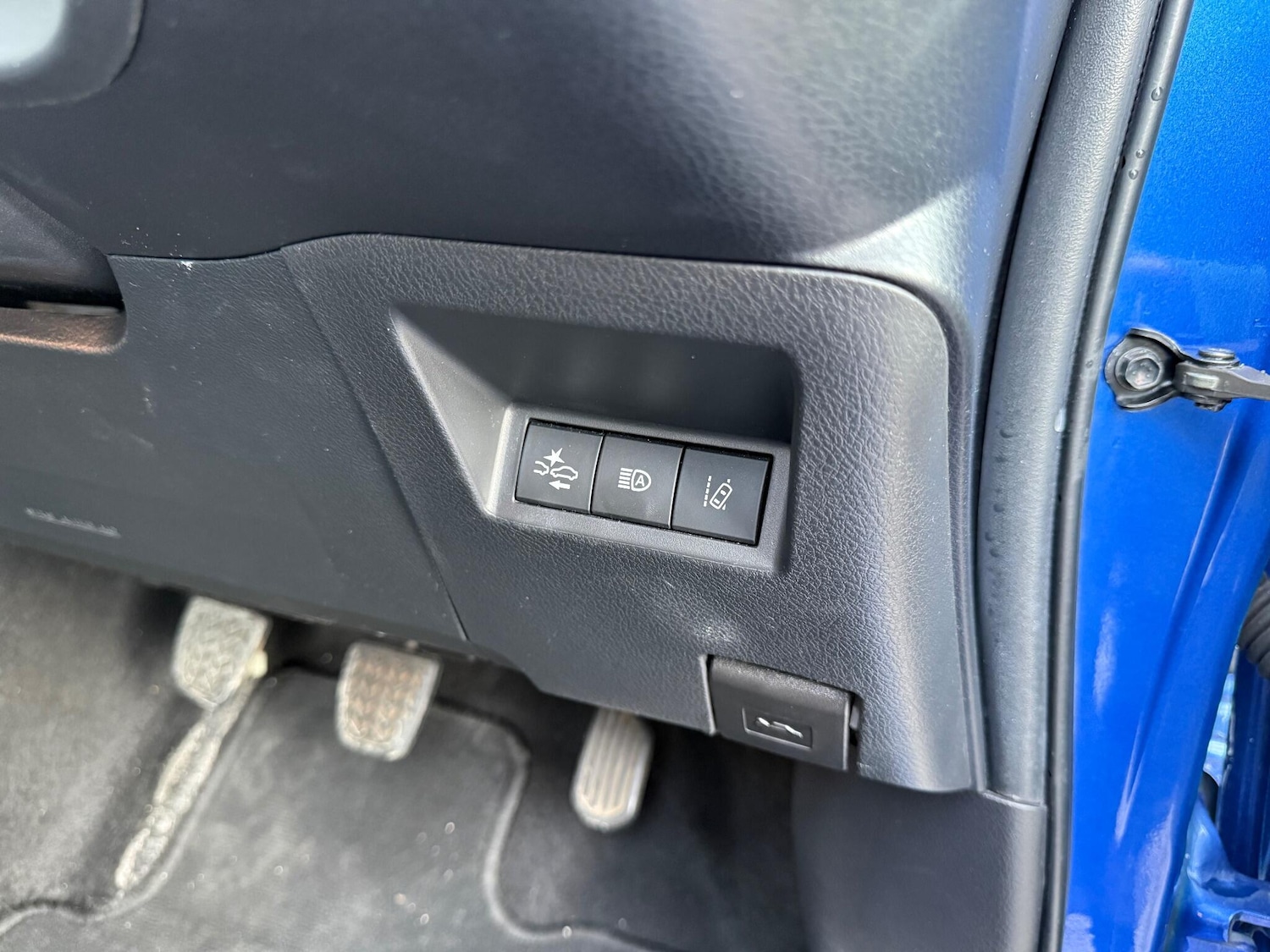 Used Toyota Yaris 2019 for sale - 76201425: Photo 25