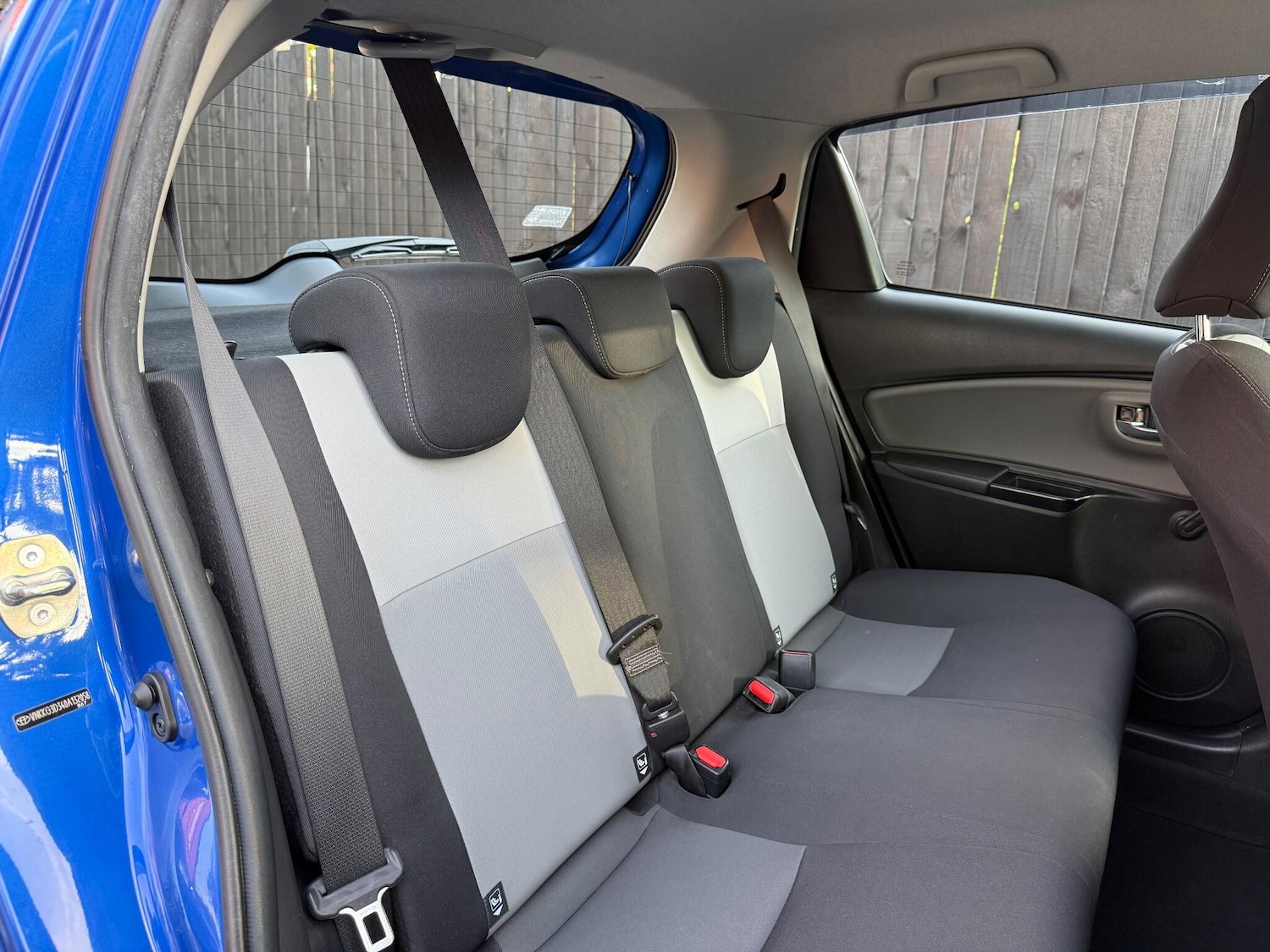 Used Toyota Yaris 2019 for sale - 76201425: Photo 37