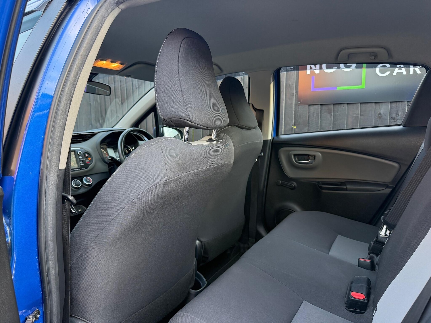 Used Toyota Yaris 2019 for sale - 76201425: Photo 44