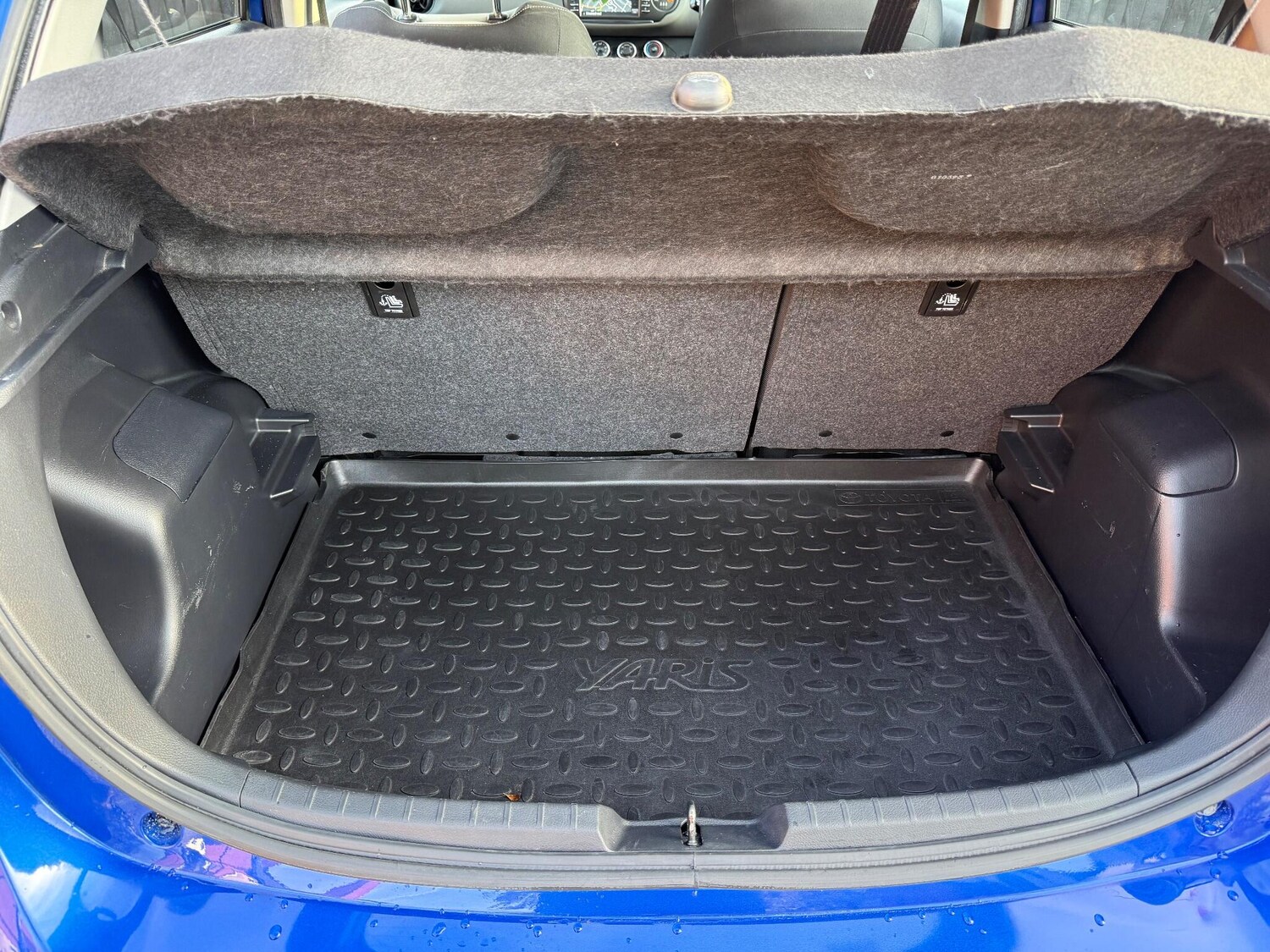 Used Toyota Yaris 2019 for sale - 76201425: Photo 48