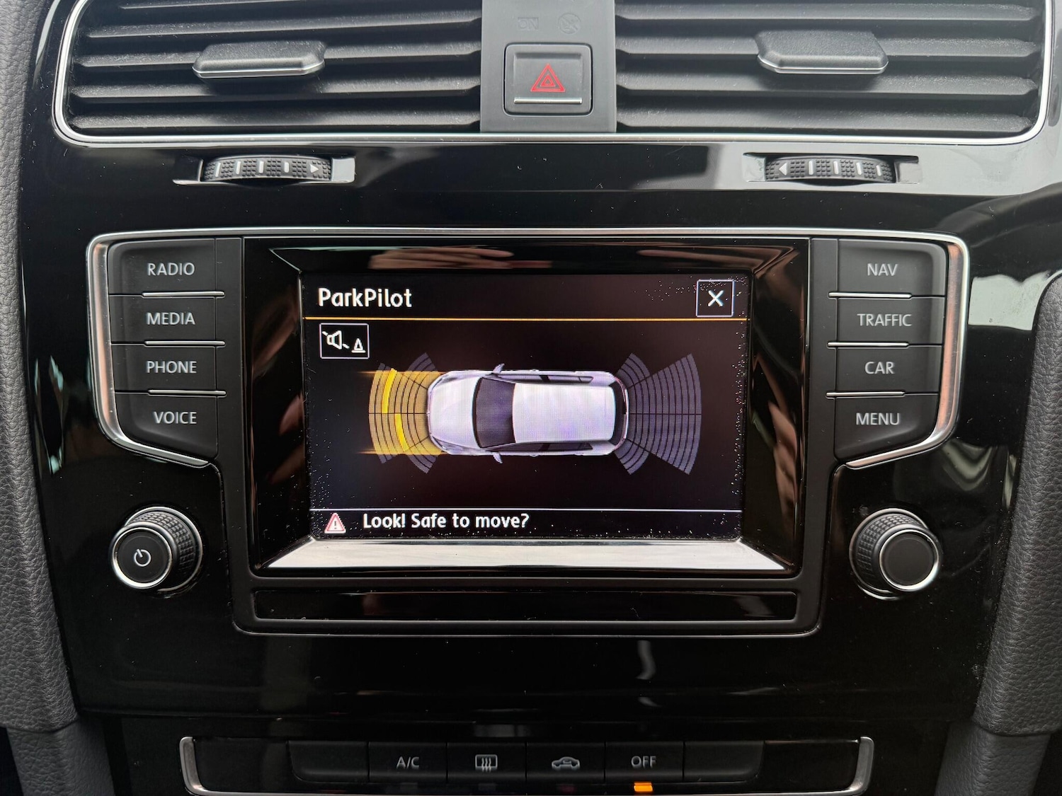 Used Volkswagen Golf 2013 for sale - 76824783: Photo 19