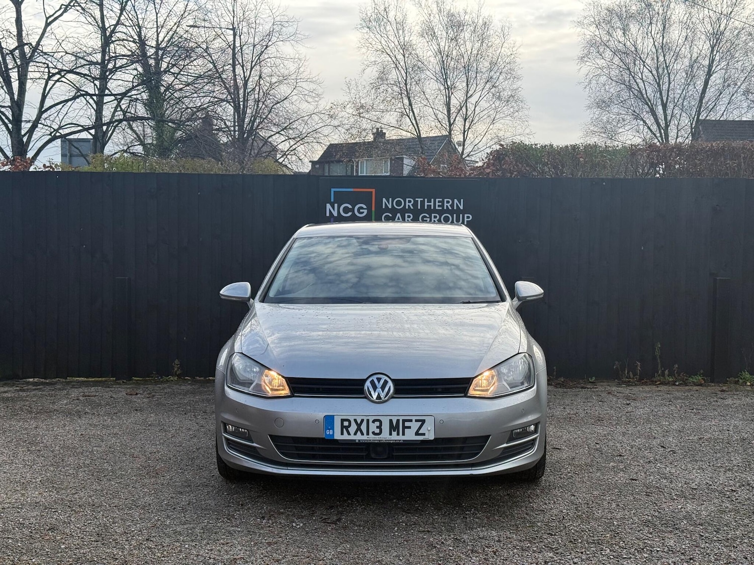 Used Volkswagen Golf 2013 for sale - 76824783: Photo 2