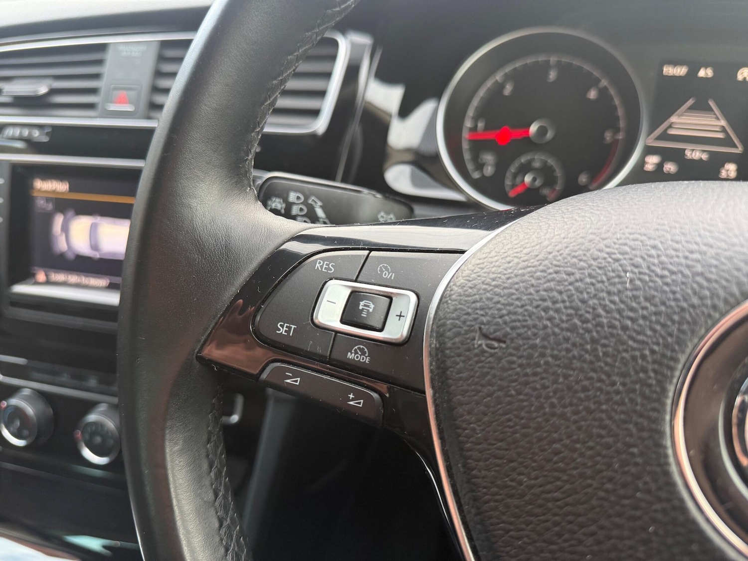 Used Volkswagen Golf 2013 for sale - 76824783: Photo 38