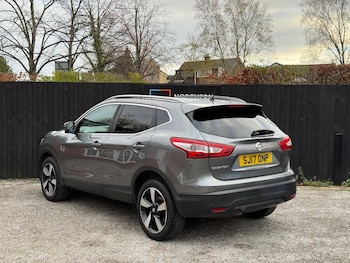 Used Nissan Qashqai 2017 for sale - 76562014: Photo