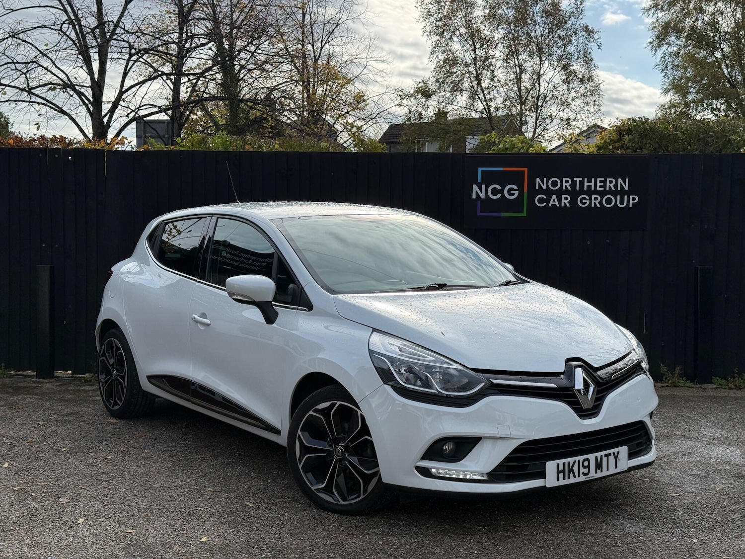 Used Renault Clio 2019 for sale - 76314267: Photo 1