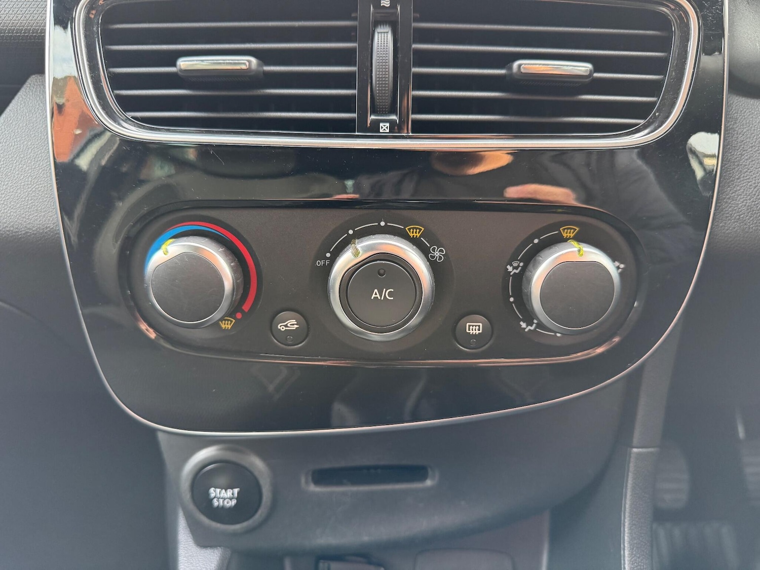 Used Renault Clio 2019 for sale - 76314267: Photo 18