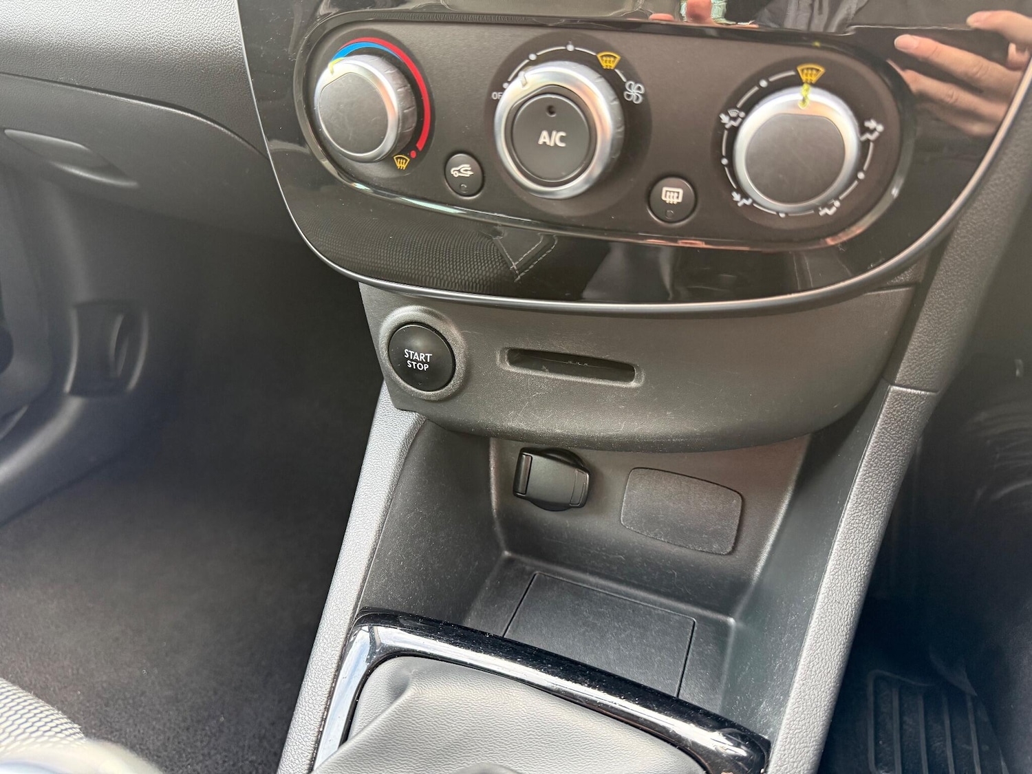 Used Renault Clio 2019 for sale - 76314267: Photo 19