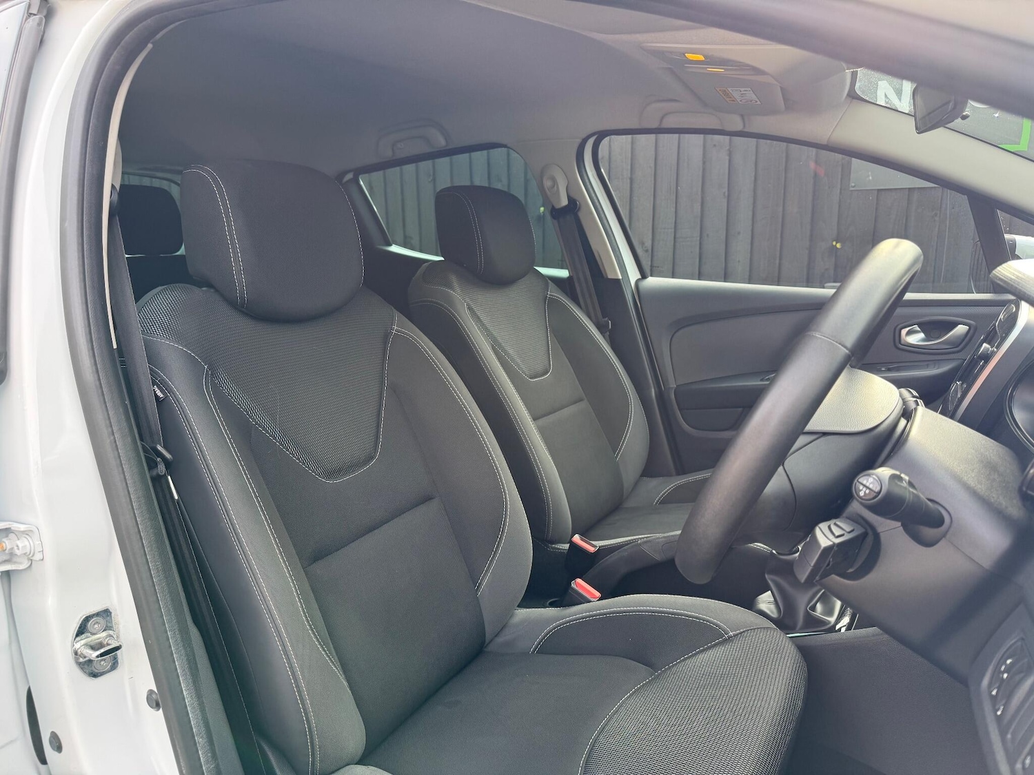 Used Renault Clio 2019 for sale - 76314267: Photo 27