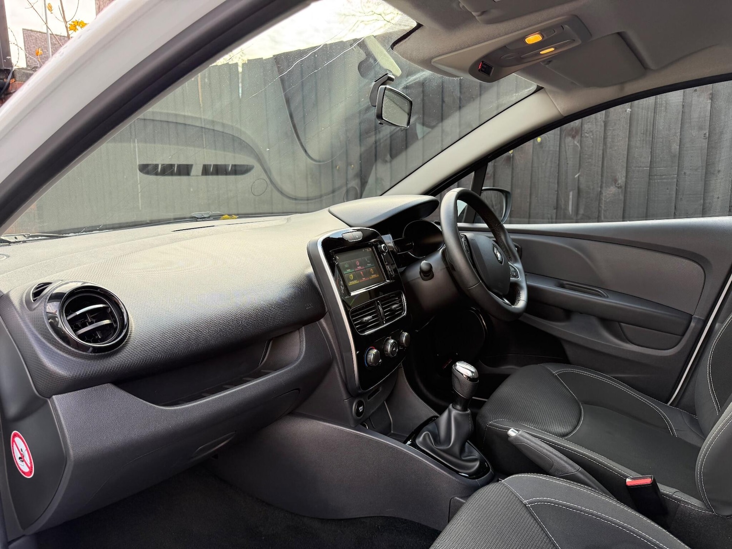 Used Renault Clio 2019 for sale - 76314267: Photo 38