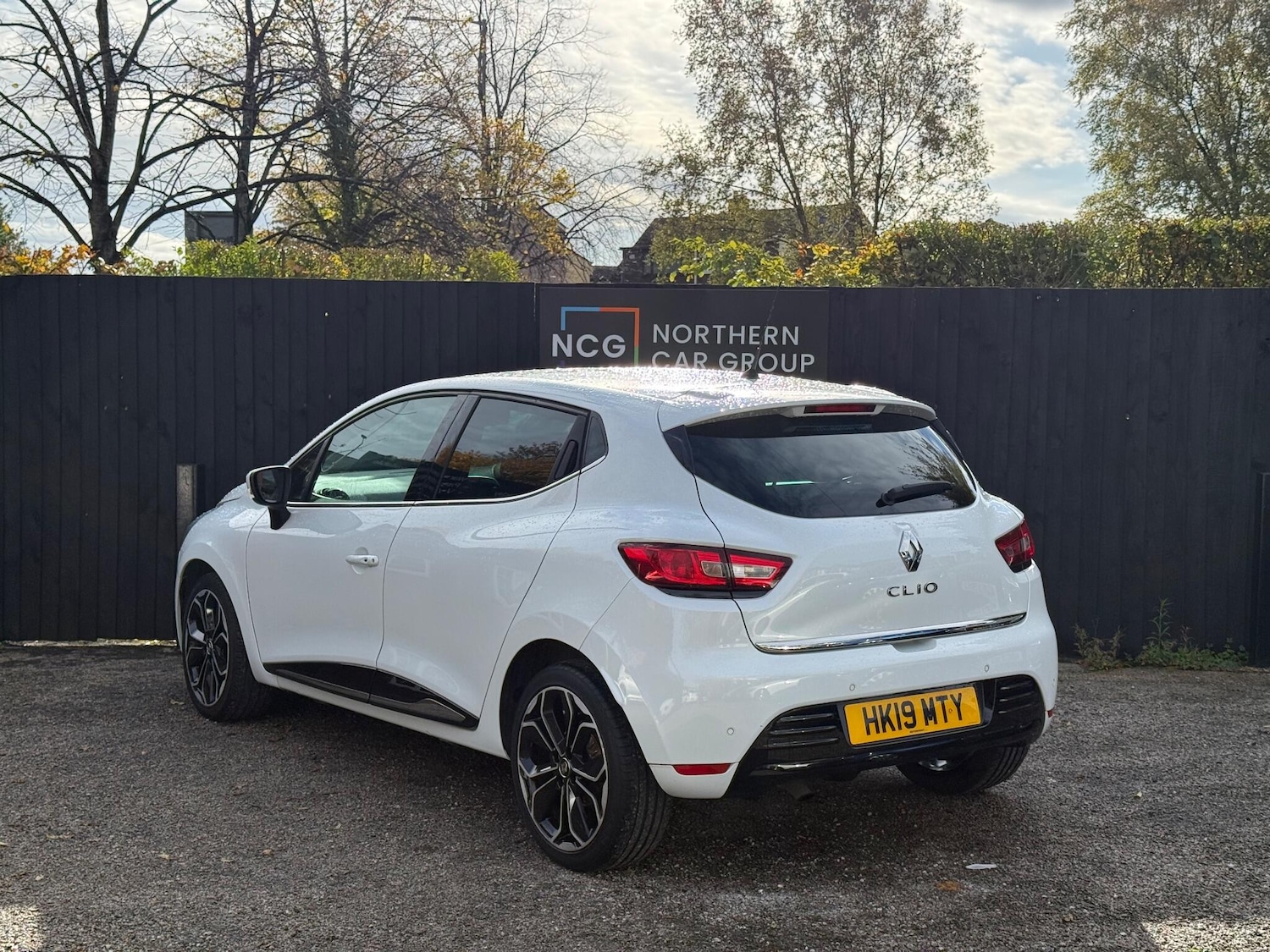 Used Renault Clio 2019 for sale - 76314267: Photo 4