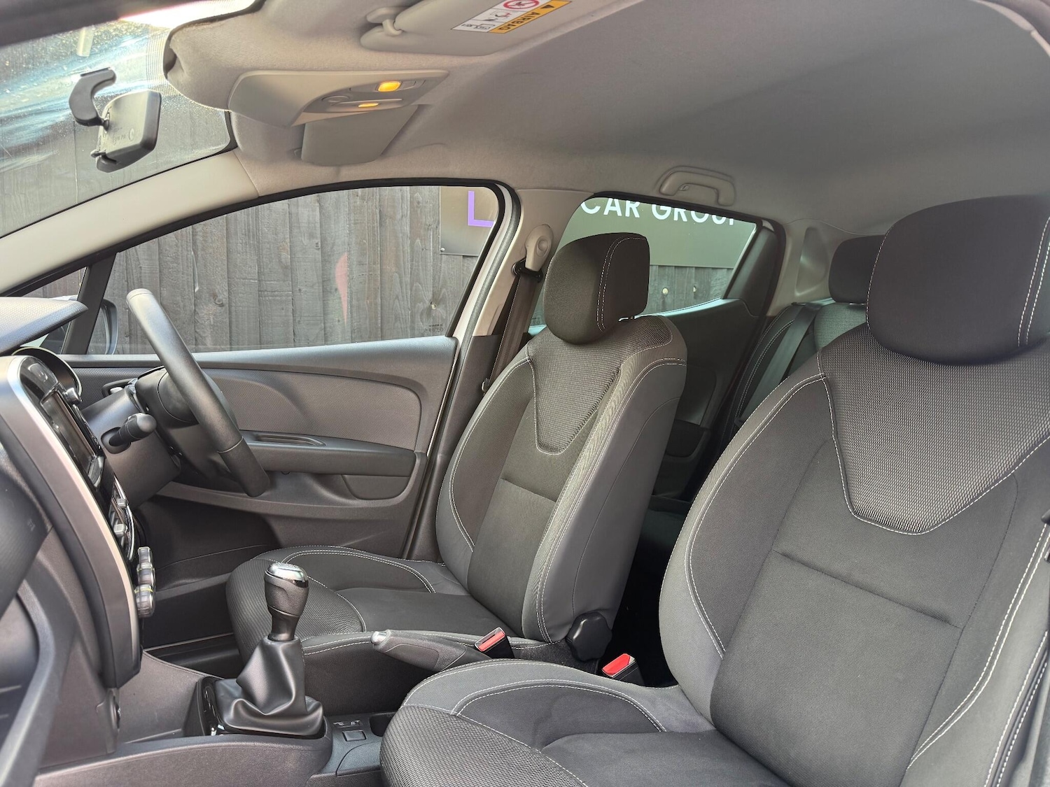 Used Renault Clio 2019 for sale - 76314267: Photo 40