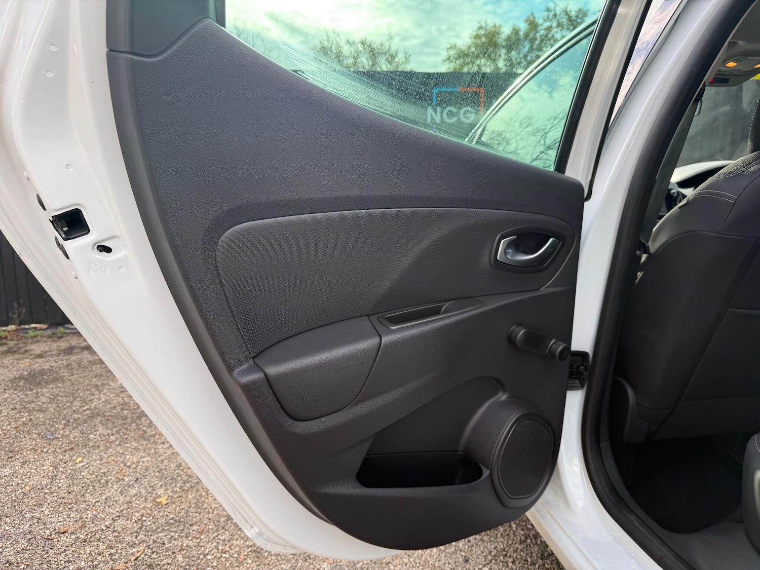 Used Renault Clio 2019 for sale - 76314267: Photo 41