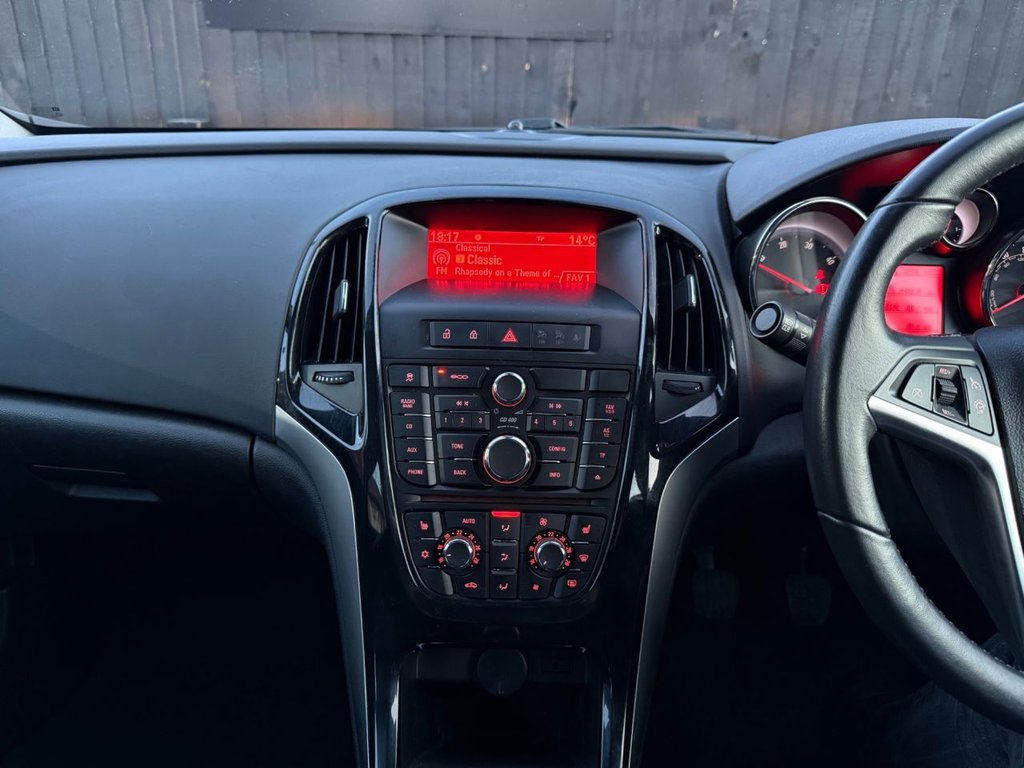 Used Vauxhall Astra 2015 for sale - 78178289: Photo 14