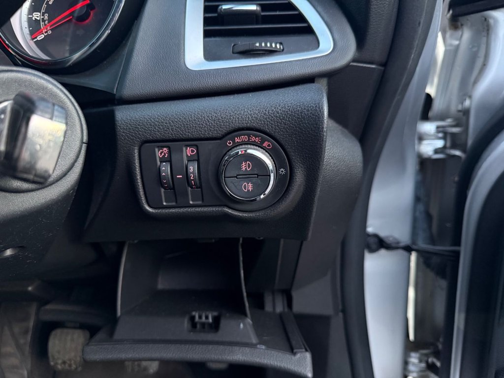 Used Vauxhall Astra 2015 for sale - 78178289: Photo 26