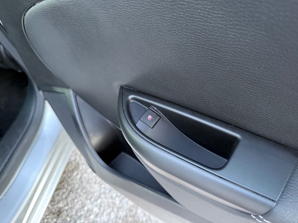 Used Vauxhall Astra 2015 for sale - 78178289: Photo 32