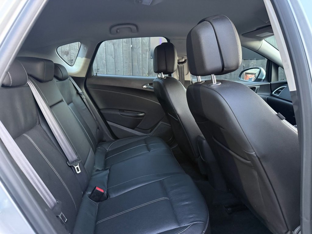 Used Vauxhall Astra 2015 for sale - 78178289: Photo 34