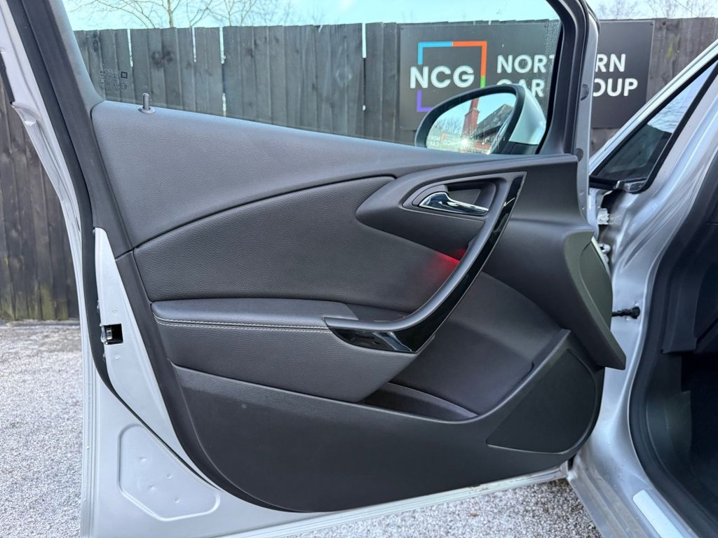 Used Vauxhall Astra 2015 for sale - 78178289: Photo 36