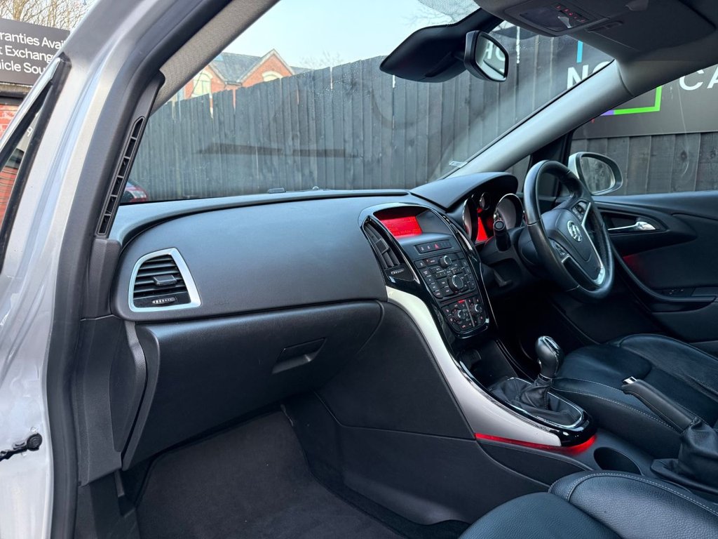 Used Vauxhall Astra 2015 for sale - 78178289: Photo 38