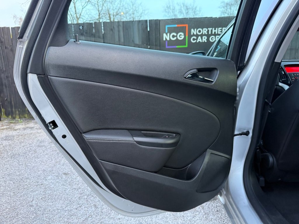 Used Vauxhall Astra 2015 for sale - 78178289: Photo 41