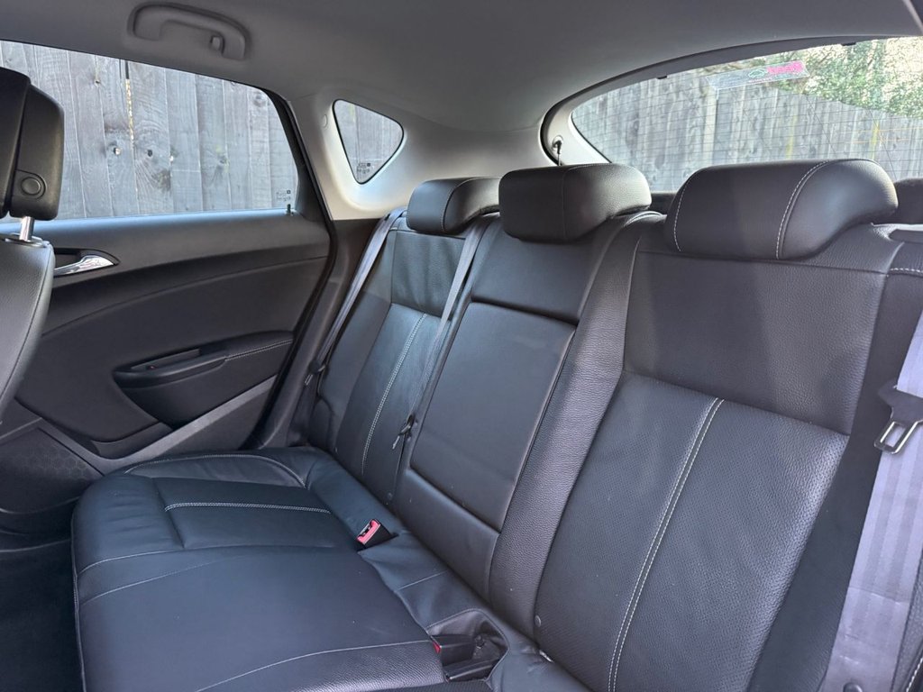 Used Vauxhall Astra 2015 for sale - 78178289: Photo 46