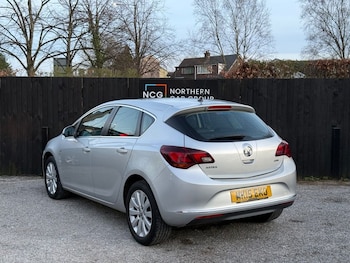 Used Vauxhall Astra 2015 for sale - 78178289: Photo