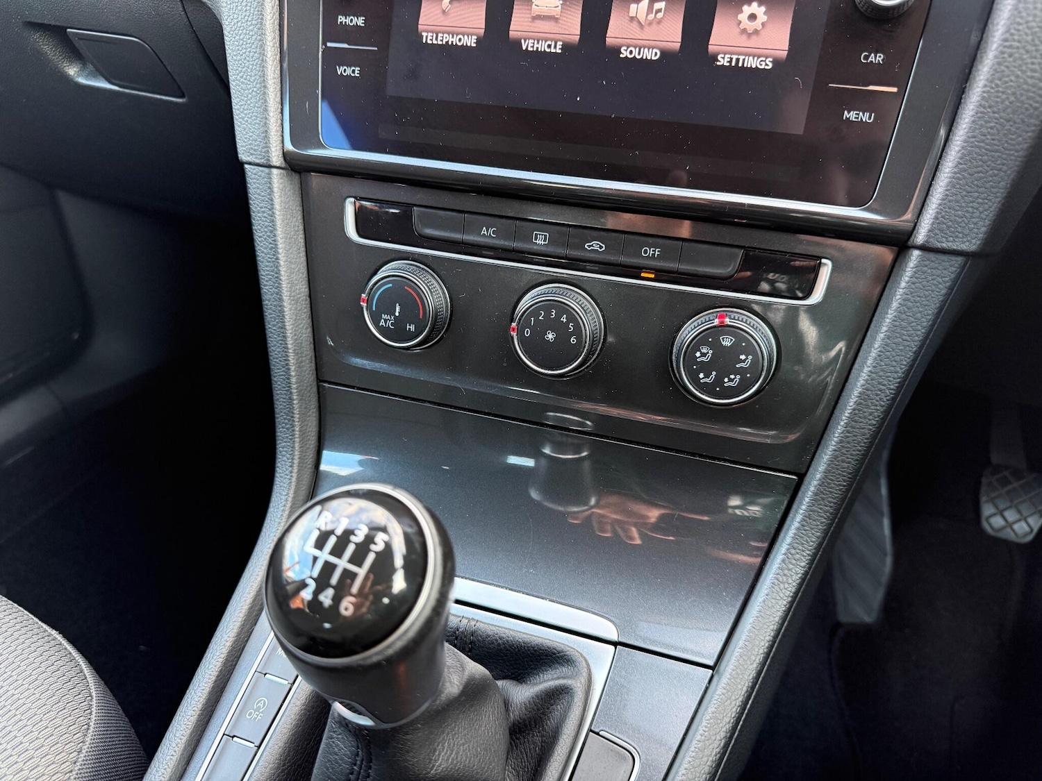 Used Volkswagen Golf 2017 for sale - 76348931: Photo 19