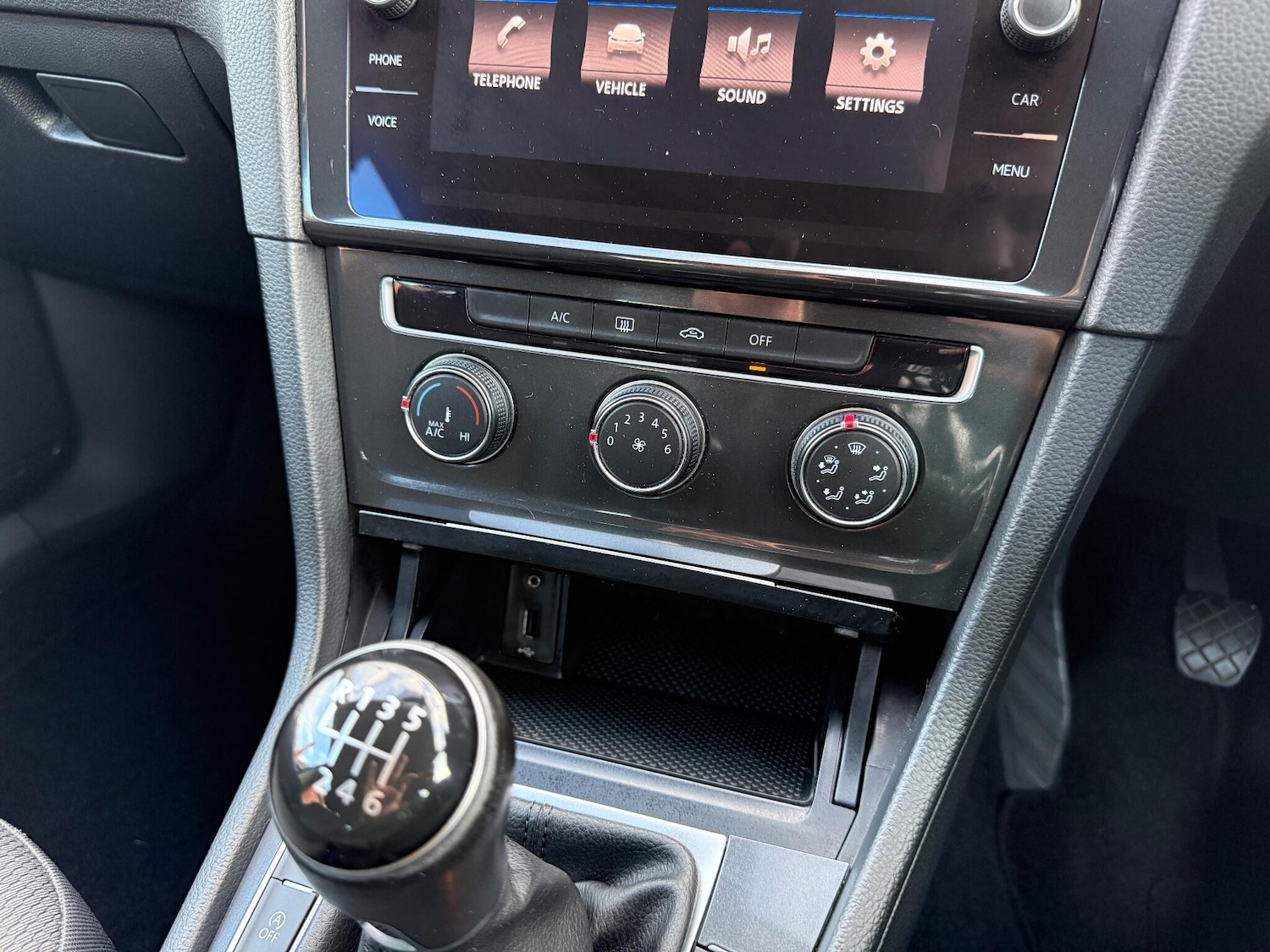 Used Volkswagen Golf 2017 for sale - 76348931: Photo 20