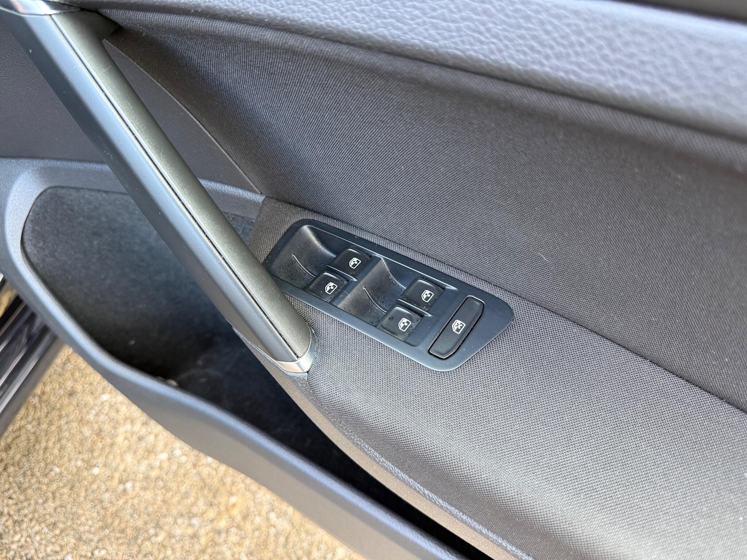 Used Volkswagen Golf 2017 for sale - 76348931: Photo 31