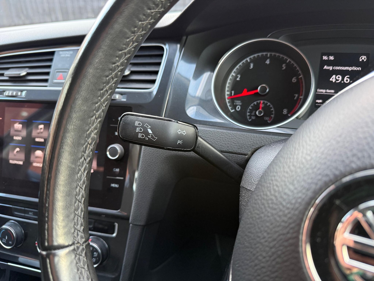 Used Volkswagen Golf 2017 for sale - 76348931: Photo 37